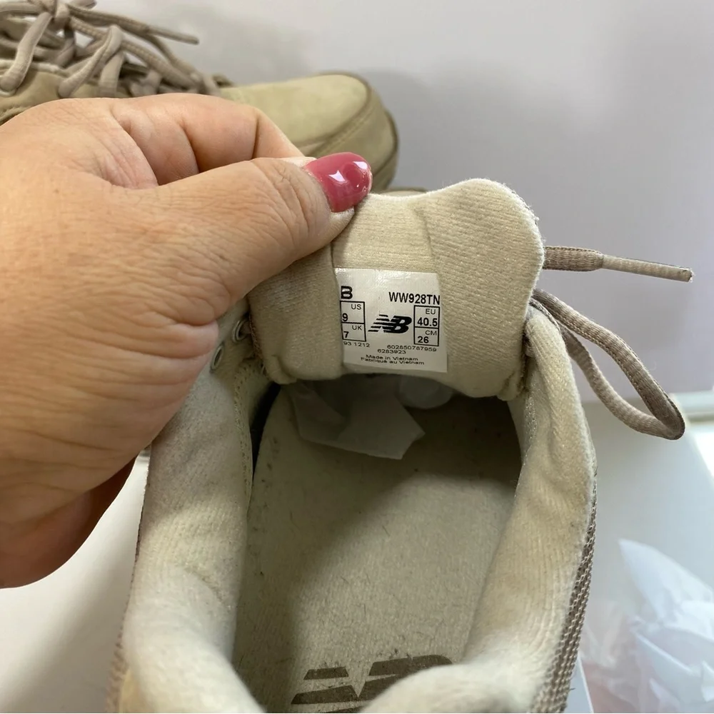 New Balance 928 Walking Shoes Womens 9 B Tan‎ Sporty Stability Control WW928TN